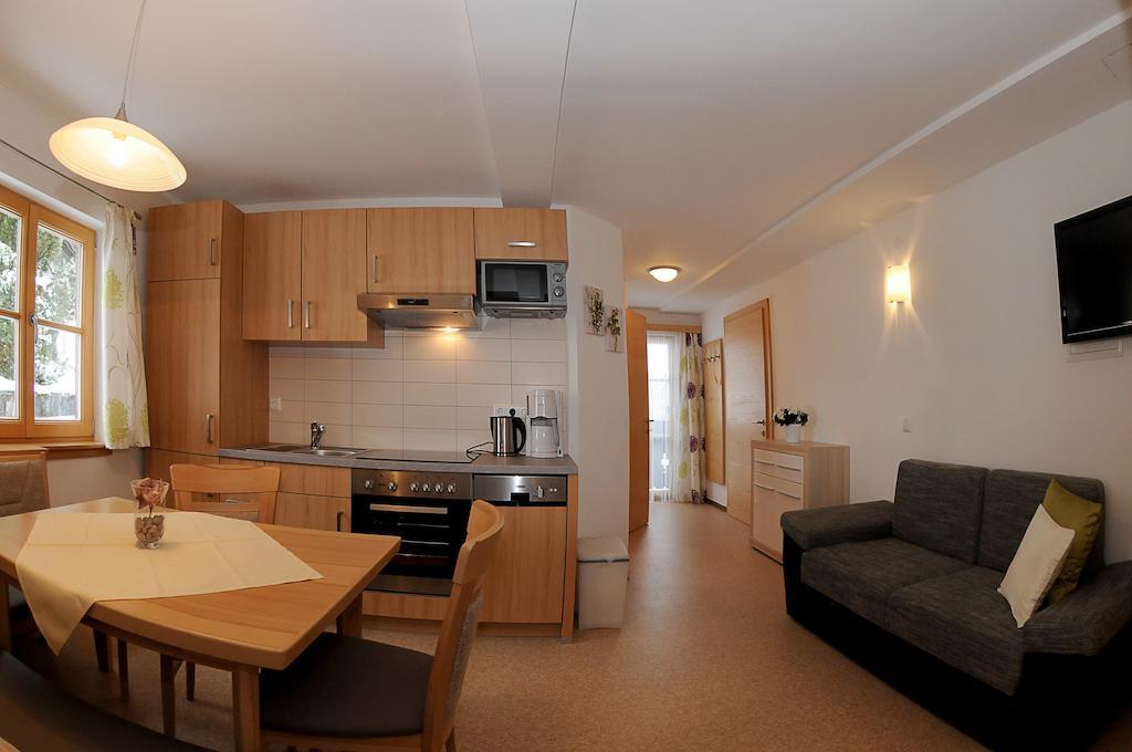 Noeglhof Villa Radstadt Room photo